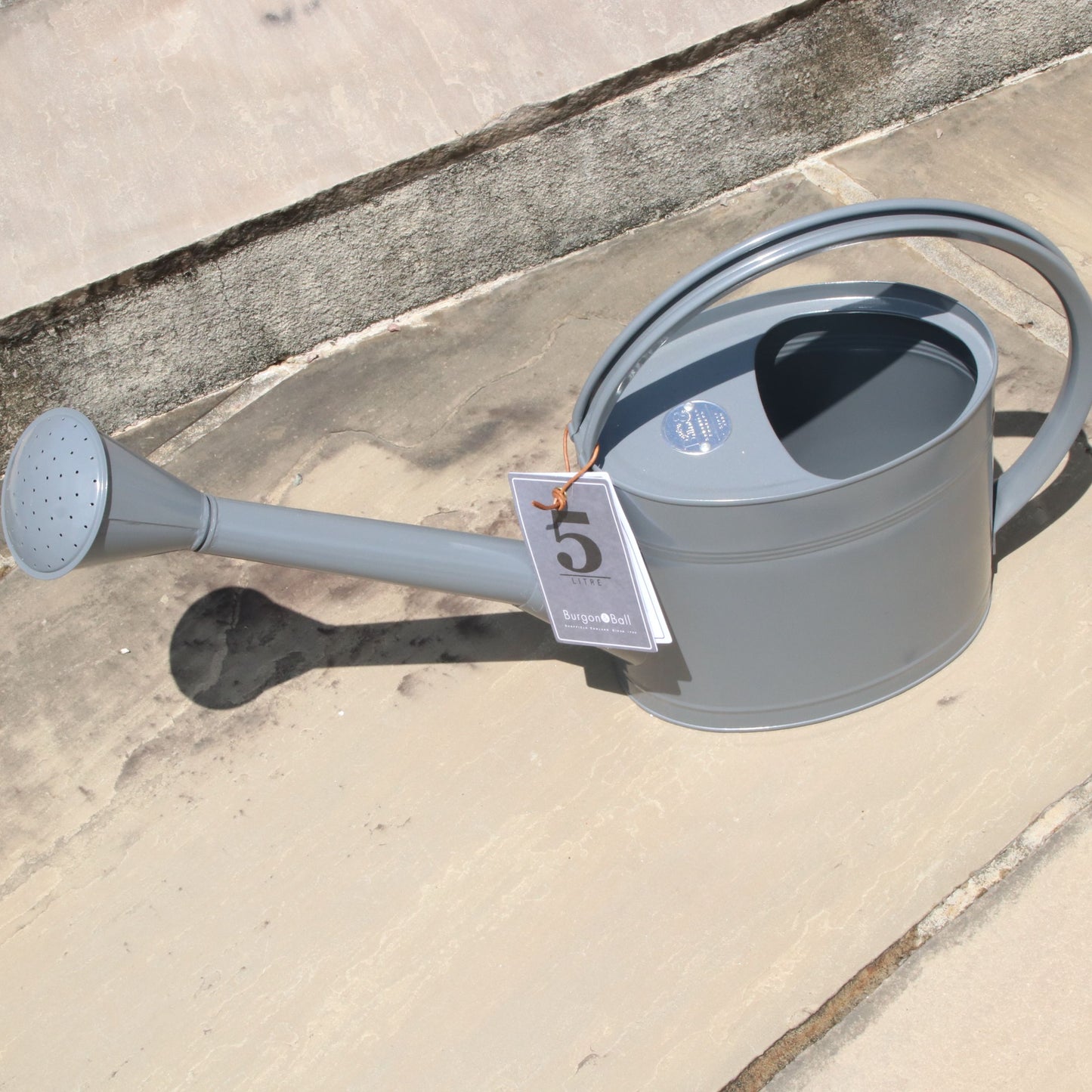 滝 じょうろ スレート - Waterfall Watering Can Slate