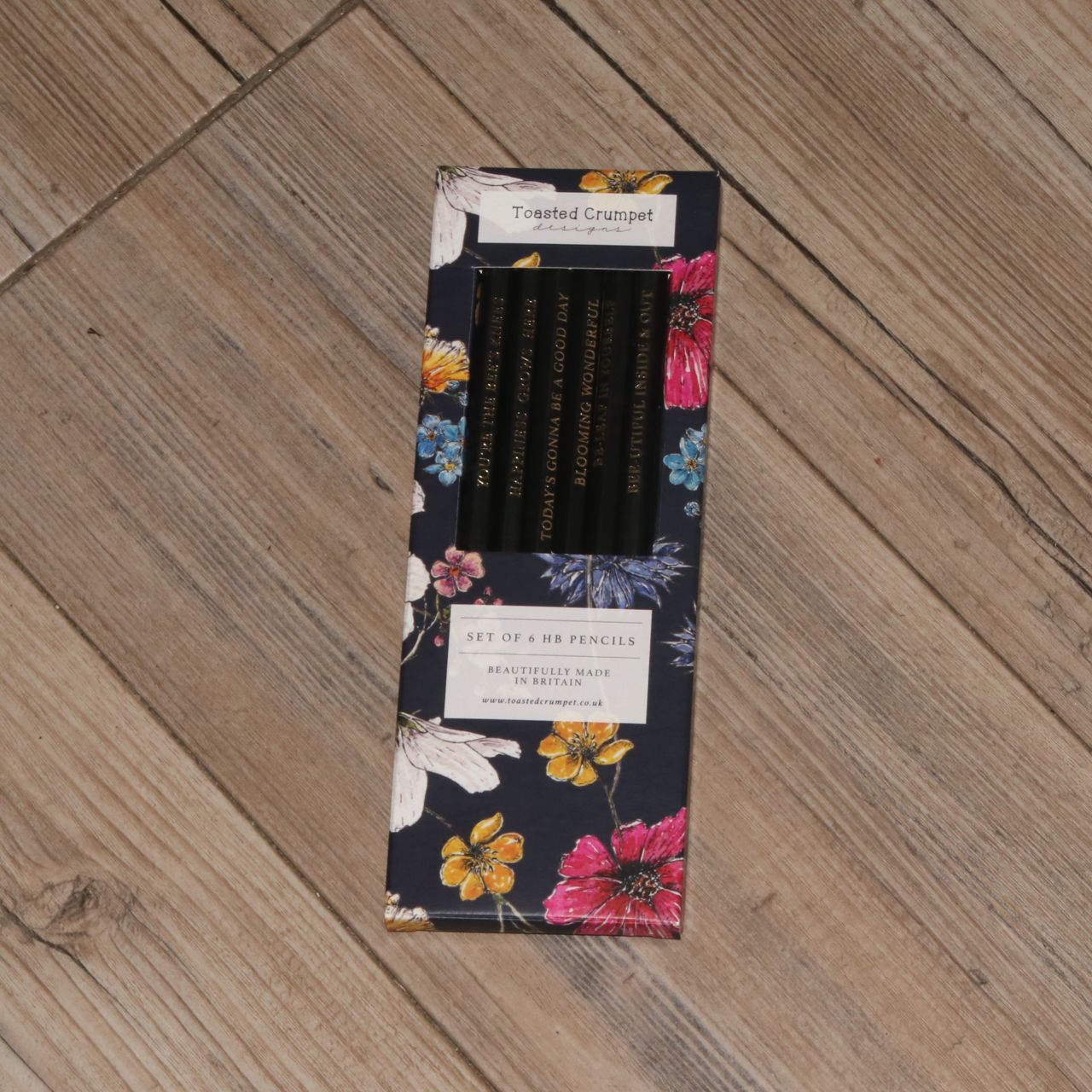 レジェンシー ガーデンズ 6本セットのえんぴつ - Regency Gardens Set Of 6 Pencils