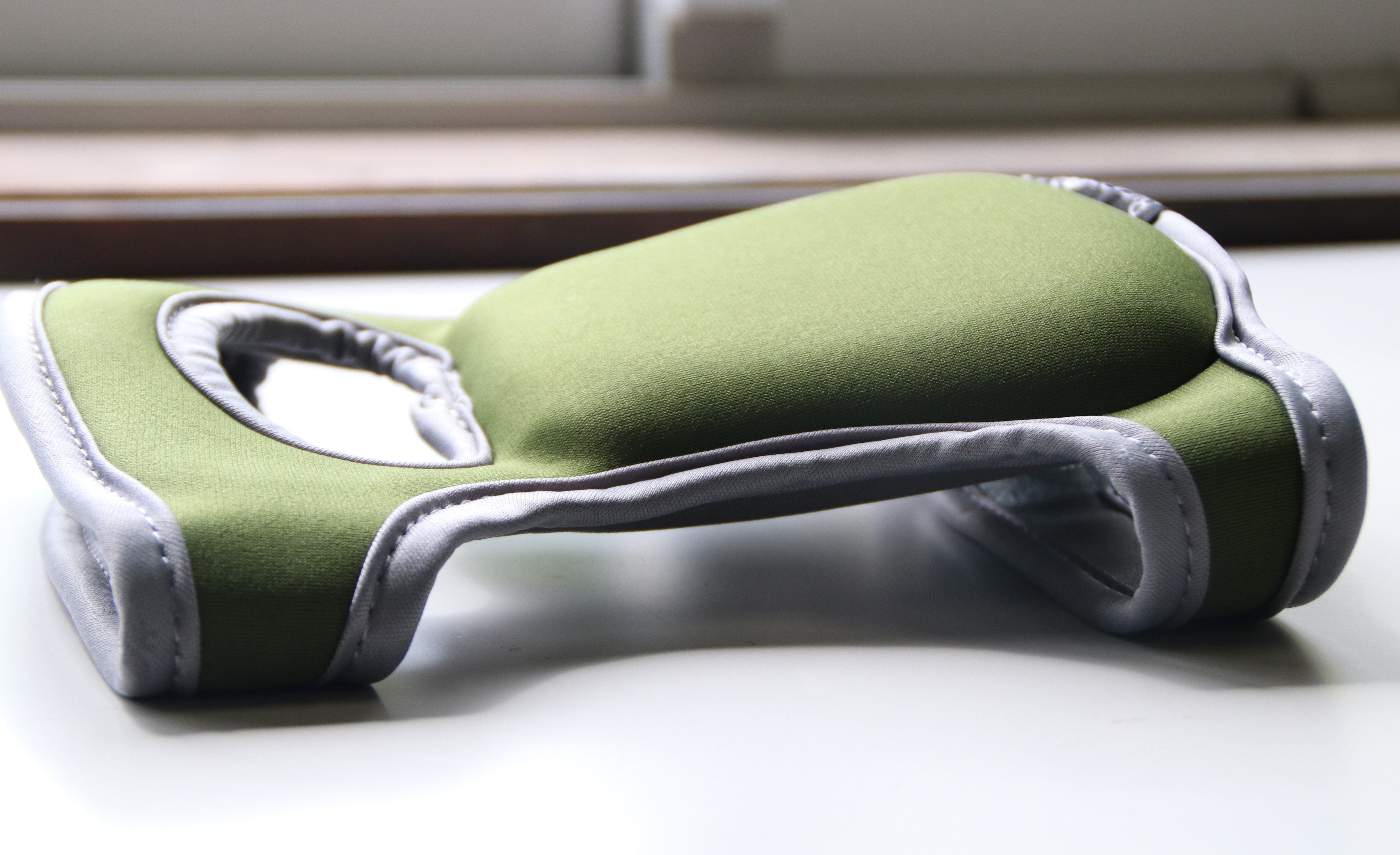 Burgon＆Ball社 ガーデニング膝用サポーター - Knee Pad Moss – David