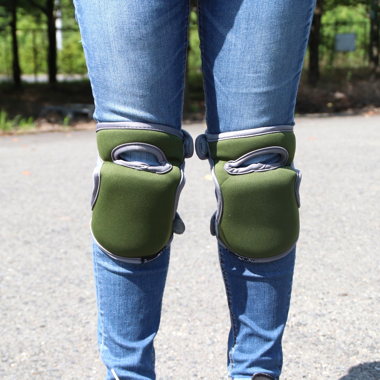 Burgon＆Ball社 ガーデニング膝用サポーター - Knee Pad Moss