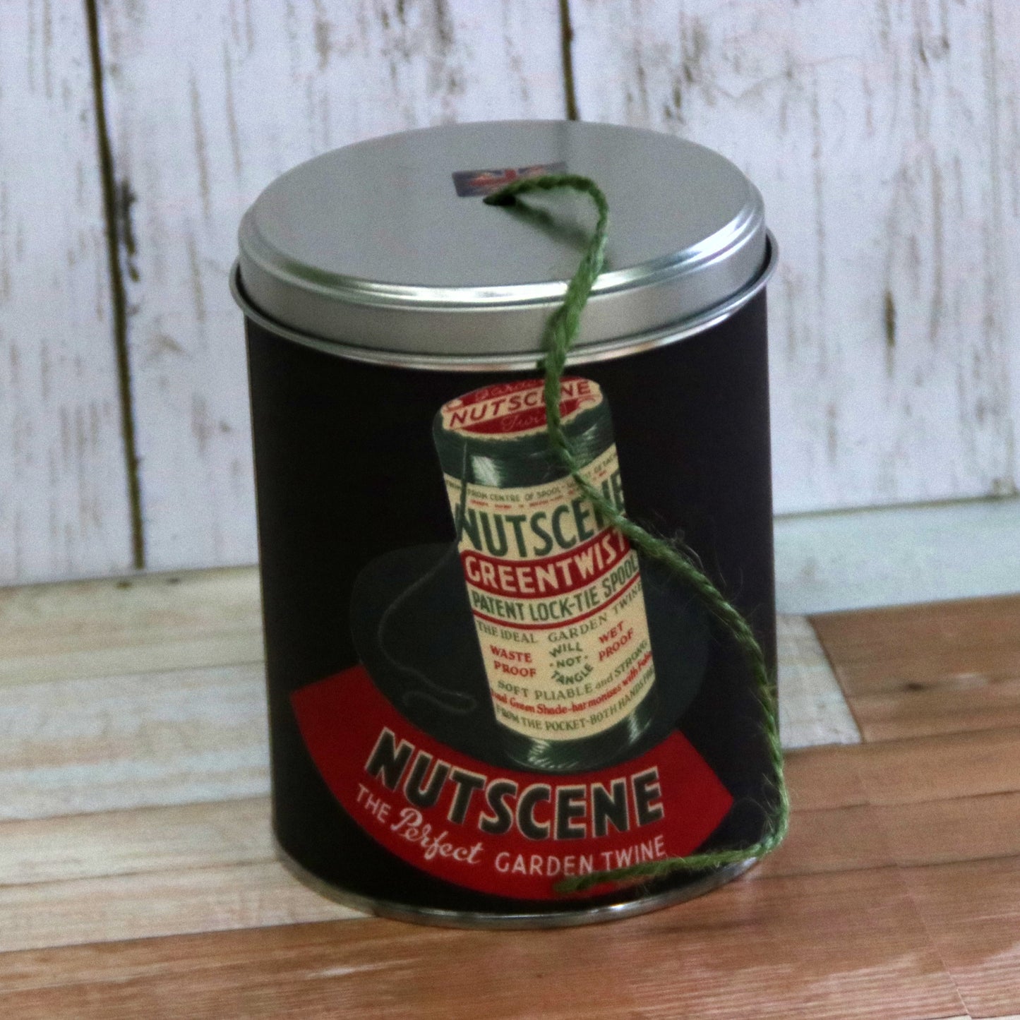 NUTSCENE　缶入り麻ひも（緑） - Tin twine green