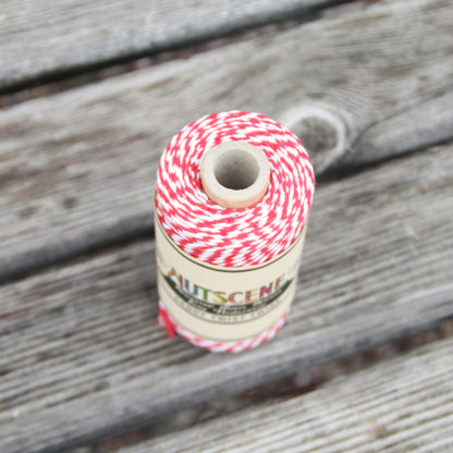 NUTSCENE スプール　キャンディカラー（赤）- candy cane twine