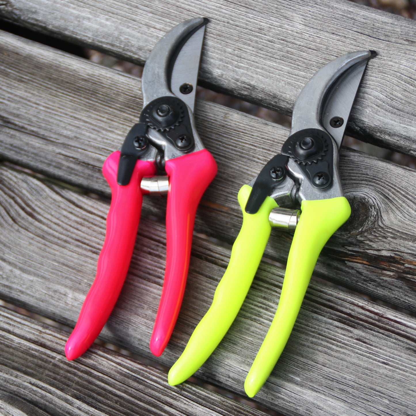 Burgon＆Ball社 剪定ばさみ 蛍光ピンク - Florabrite pink bypass secateurs